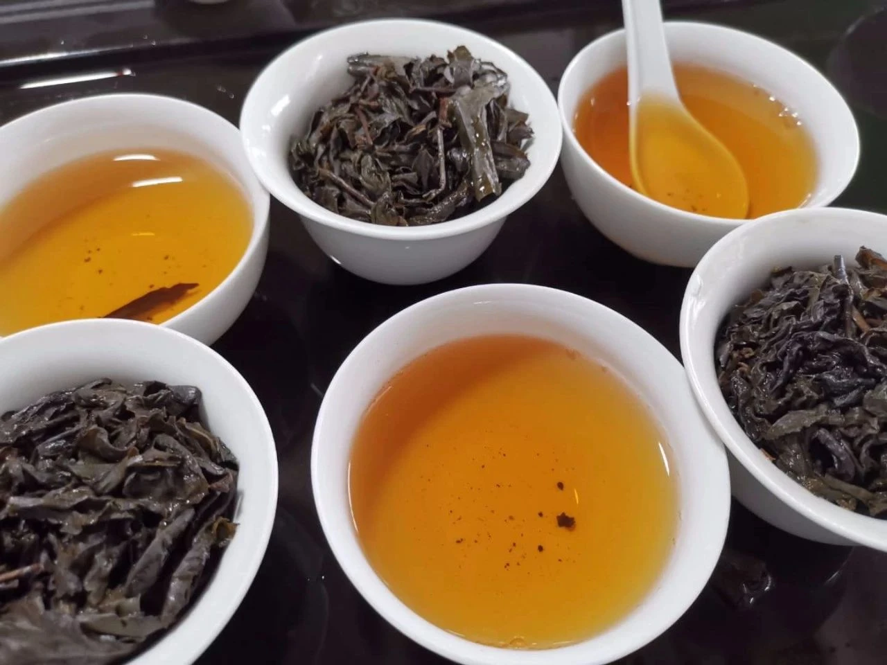 Ki jan yo diferansye divès kalite Tieguanyin